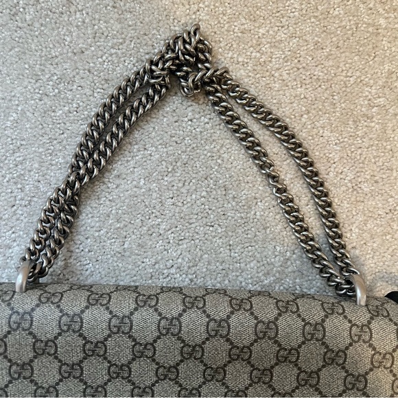 Gucci Dionysus medium GG SHOULDER BAG - Picture 6 of 17